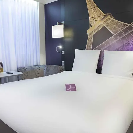 Mercure Centre Tour Eiffel 4*