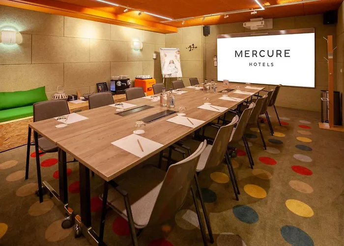 Отель Mercure Centre Tour Eiffel