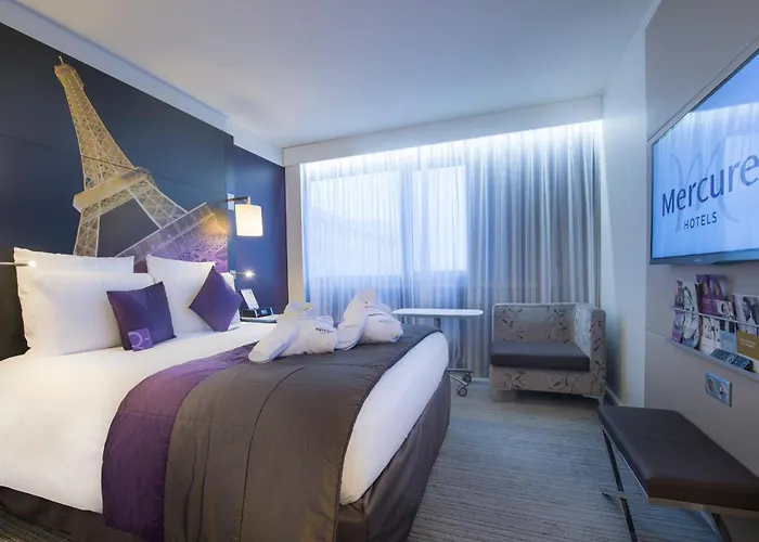 Отель Mercure Centre Tour Eiffel Париж