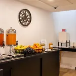 Mercure Centre Tour Eiffel Hotel 4*