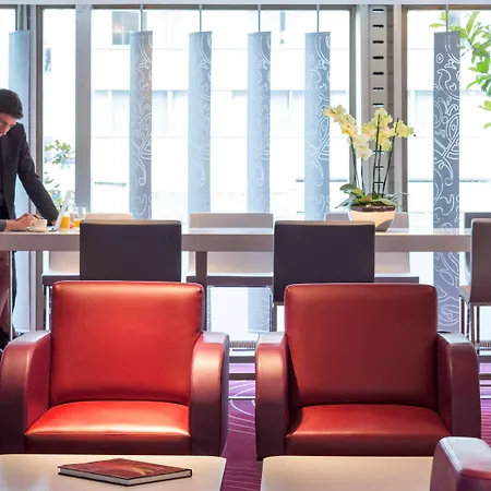 ميركيور سنتر برج إيفل 4*