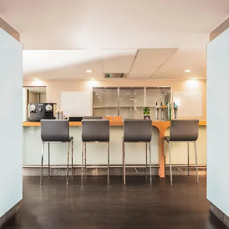 Mercure Centre Tour Eiffel Hotel