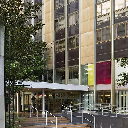 Mercure Centre Tour Eiffel Hotel 4*