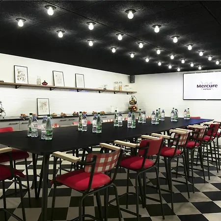 Mercure Centre Tour Eiffel Hotel 4*