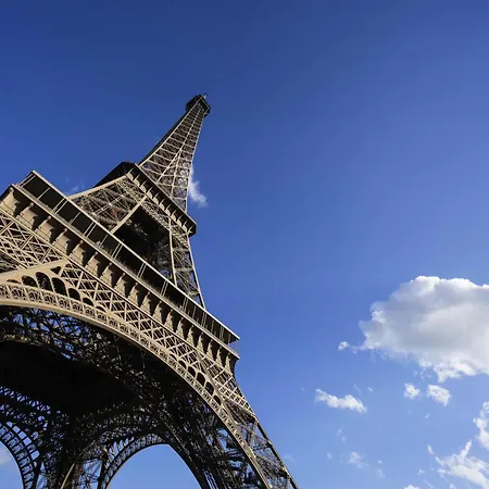 Mercure Centre Tour Eiffel Hotel 4*