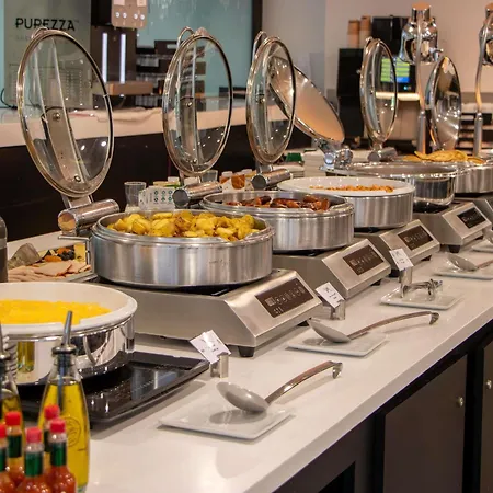 Hotel Mercure Centre Tour Eiffel 4*