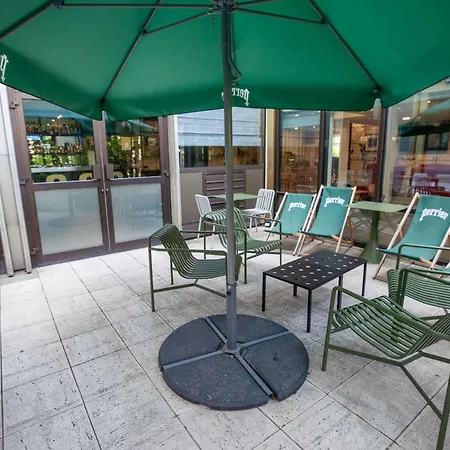 Mercure Centre Tour Eiffel Hotel