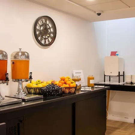Mercure Centre Tour Eiffel Ξενοδοχείο 4*