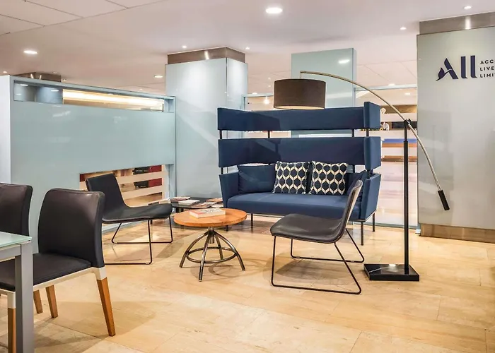 Mercure Centre Tour Eiffel Hotell 4*