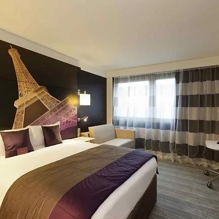Hotel Mercure Centre Tour Eiffel 4*