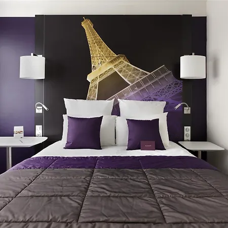 Mercure Centre Tour Eiffel Otel 4*