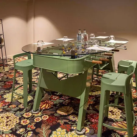 Mercure Centre Tour Eiffel מלון 4*