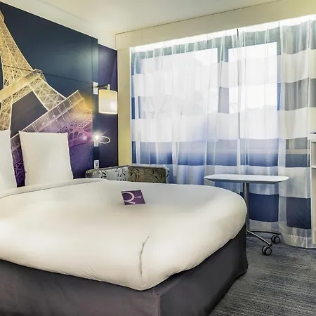 Mercure Centre Tour Eiffel Hotel Paryż