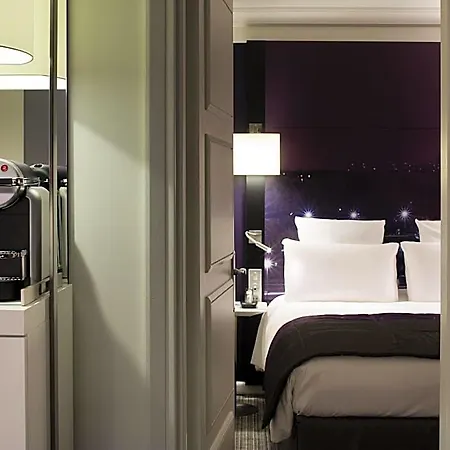 Mercure Centre Tour Eiffel Hotel Paris