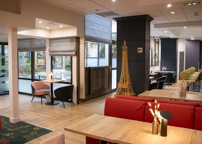 Otel Mercure Centre Tour Eiffel 4*