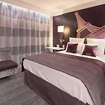 Hotel Mercure Centre Tour Eiffel 4*