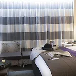 Mercure Centre Tour Eiffel Hotel 4*
