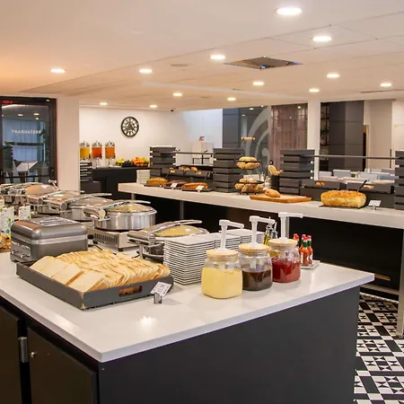 Mercure Centre Tour Eiffel 4* Parigi