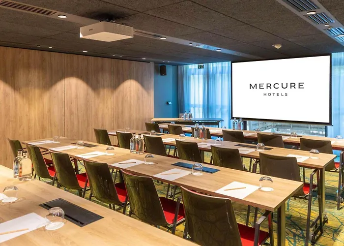 מלון Mercure Centre Tour Eiffel פריז